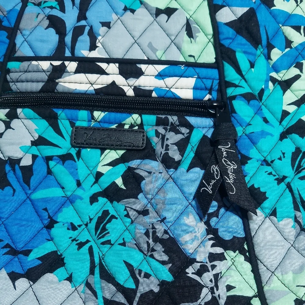 Vera Bradley Tote Bag Camofloral Print Retired Pattern Medium Shoulder Purse